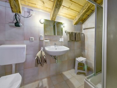 Holiday park Chalet on Zettersfeld with Dolomite Views - Features photo 23