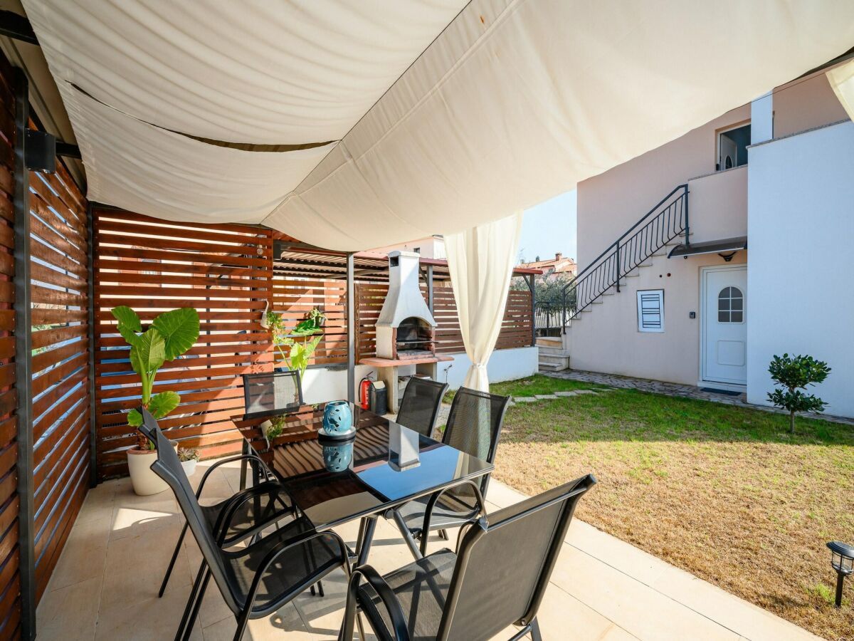 Apartment Beautiful apartment with parking space - Outdoor photo 4