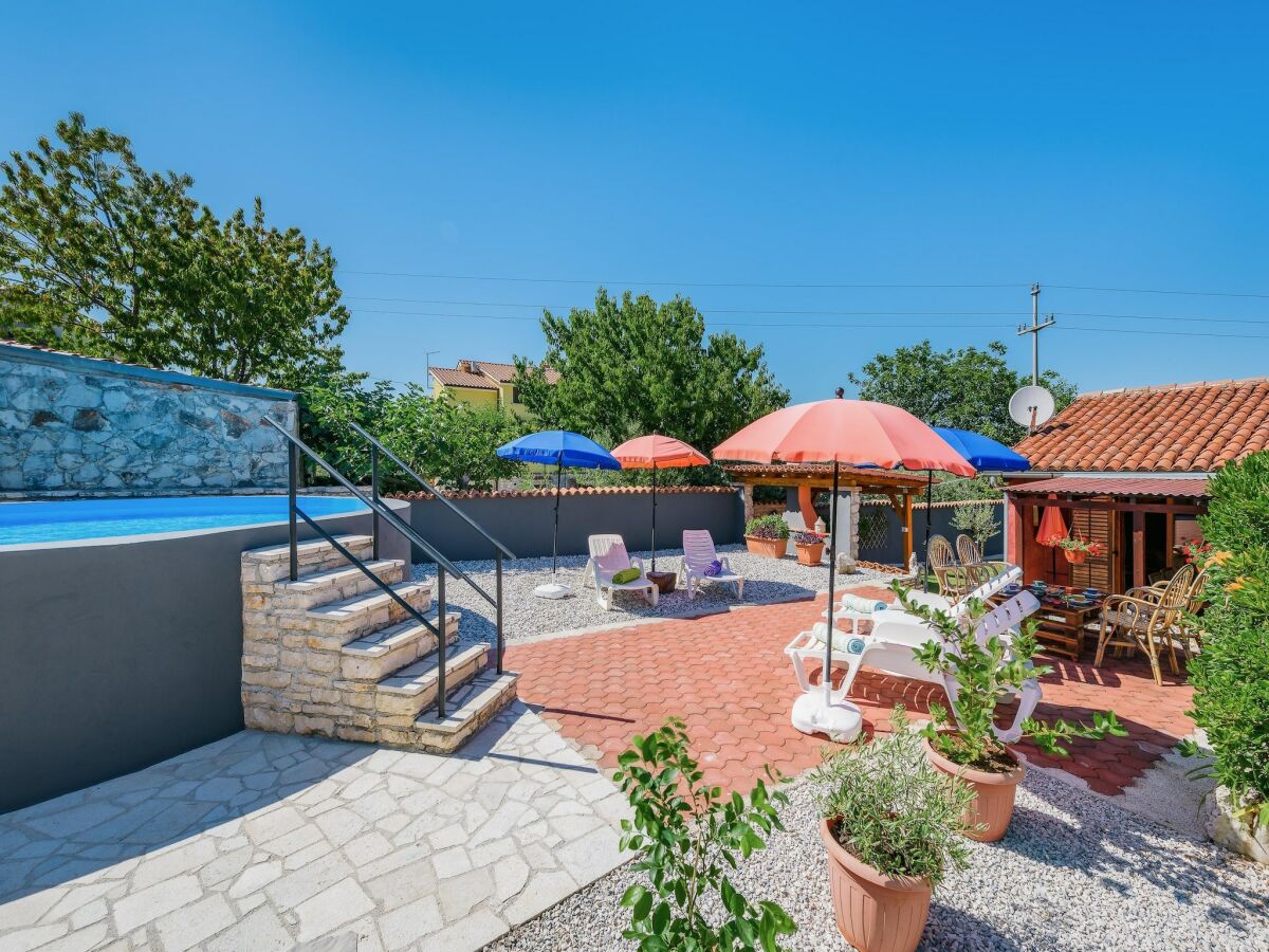 Apartment Nice apartment with pool - Outdoor photo 5