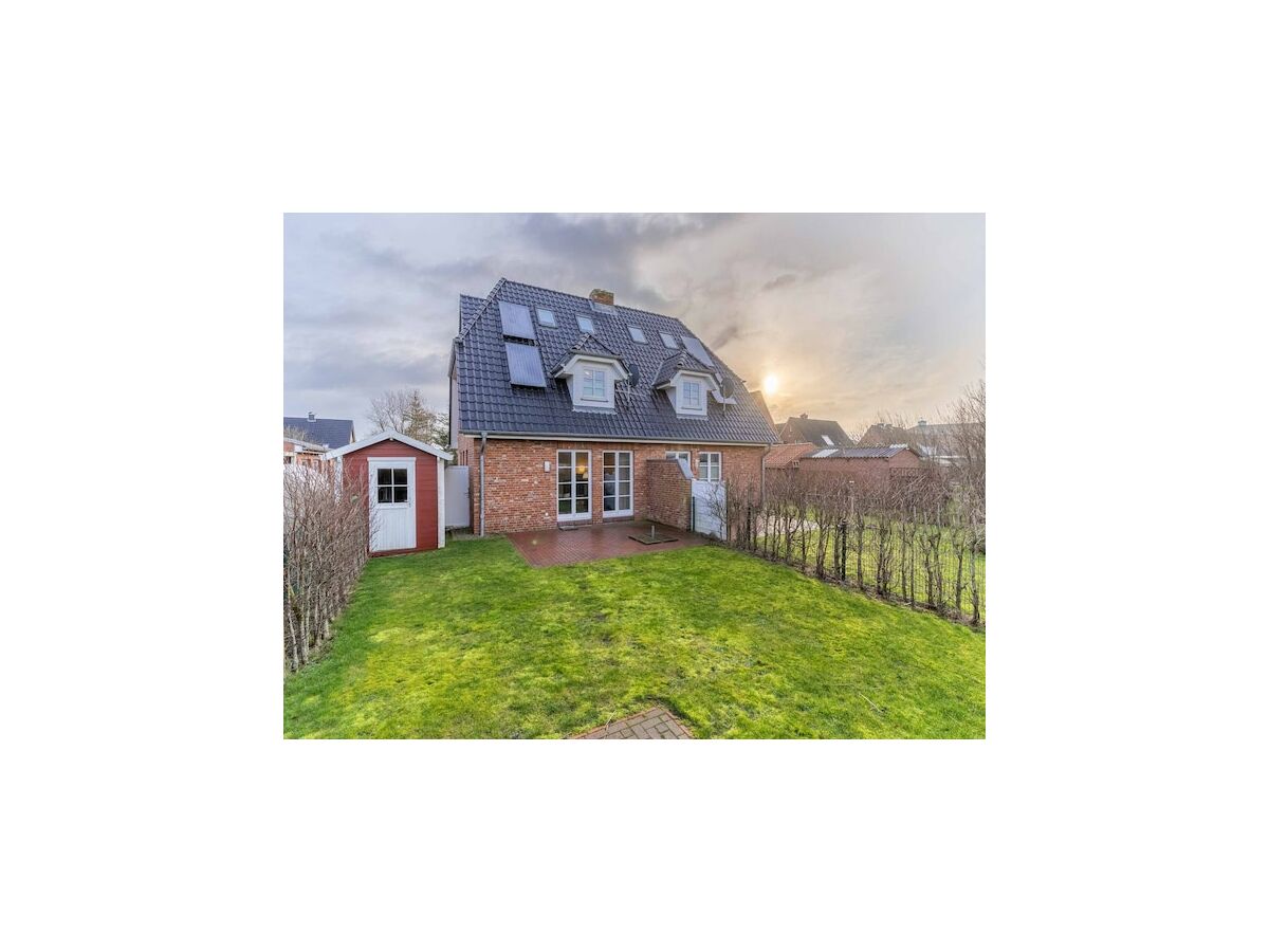 Holiday house Doppelhaushälfte in St. Peter-Ording - Outdoor photo 3