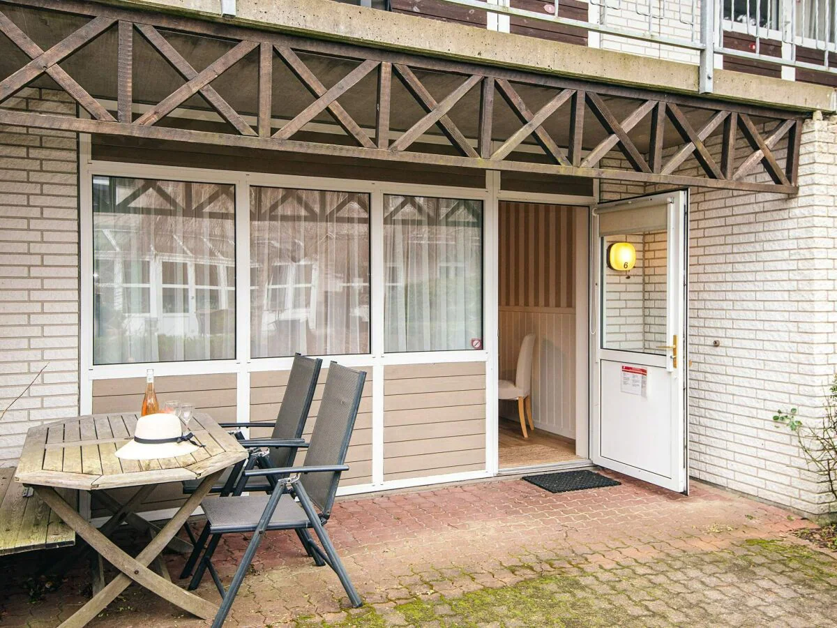 Holiday park 5 person holiday park home in Rømø