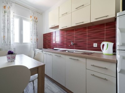 Apartment Holiday Home in Rogoznica near Beach - Features photo 22