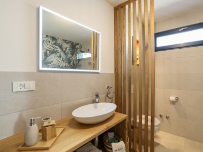 Villa Villa Barbara with heated pool - Features photo 36