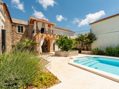 Apartment Studio Apartment Varos with shared pool - Outdoor photo 15