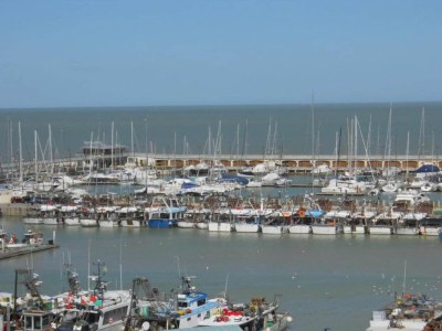 Apartment Escape in Central Cattolica - Environment photo 12