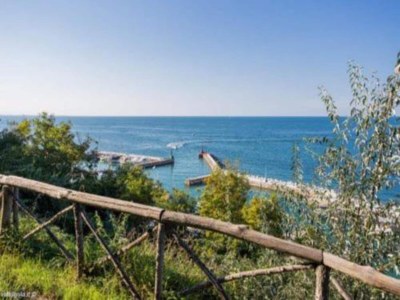 Apartment Escape in Central Cattolica - Environment photo 14