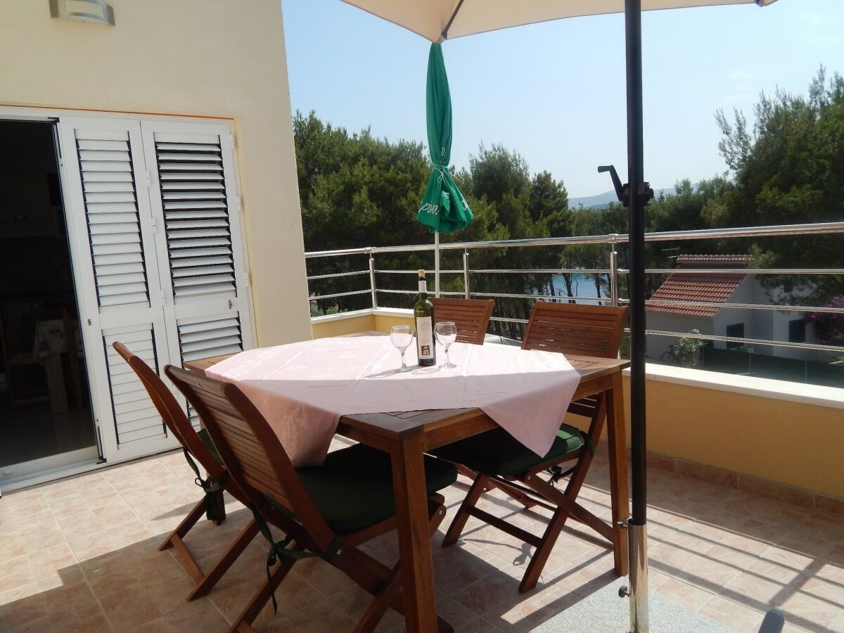 Apartment Apartments Mimose - Two Bedroom Apartment with Terrace and Sea View ( Lile)