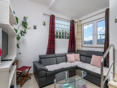 Apartment Apartment in Arbanija mit Sprudelbad - Features photo 20
