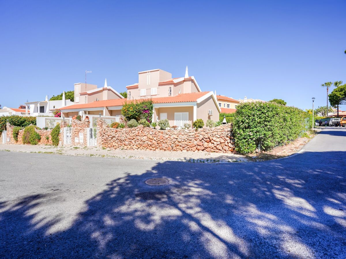 Holiday house Ferienhaus Vilamoura mit Pool nahe Strand