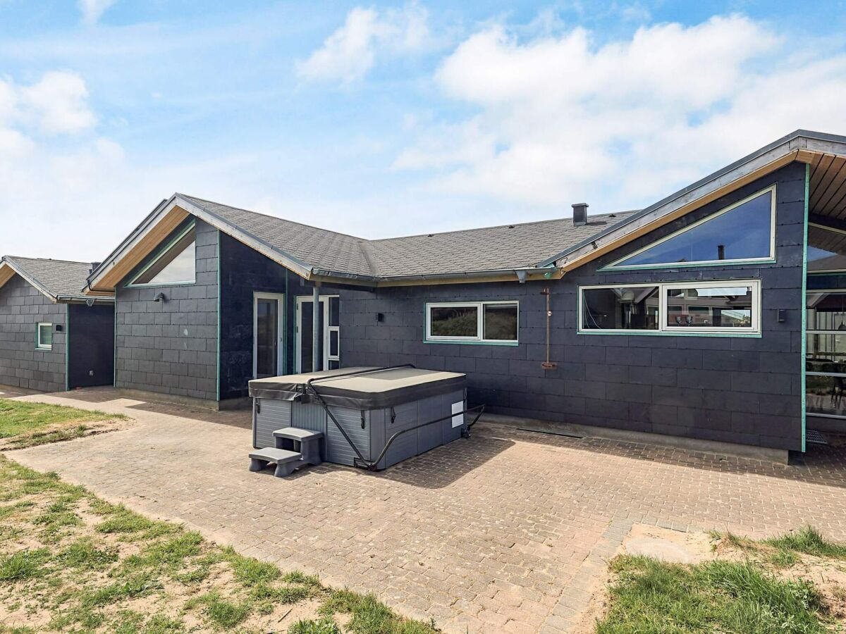 Holiday house 5 star holiday home in Løkken - Outdoor photo 3