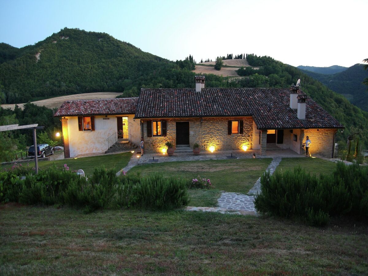 Holiday house Ferienhaus in Modigliana mit Pool & Weinbergen - Outdoor photo 3