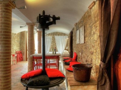 Holiday house Ferienhaus in Modigliana mit Pool & Weinbergen - Features photo 33