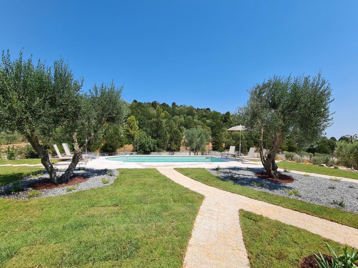 Holiday house Turmhaus in Apulien mit Pool - Outdoor photo 3