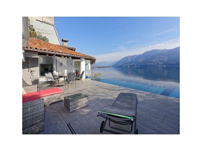 Holiday house Casa Rondine in Porto Ronco - Holiday house
