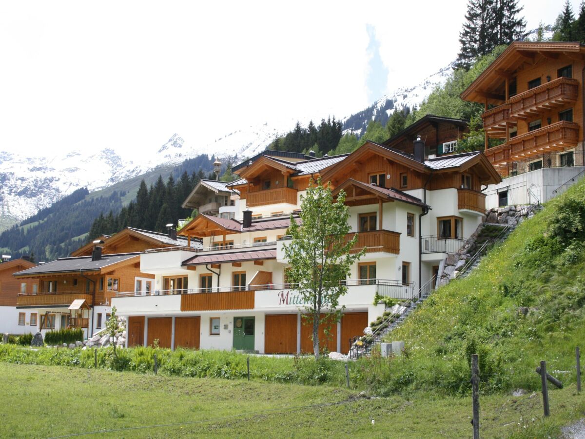 Chalet Chalet in Saalbach near Ski Lift