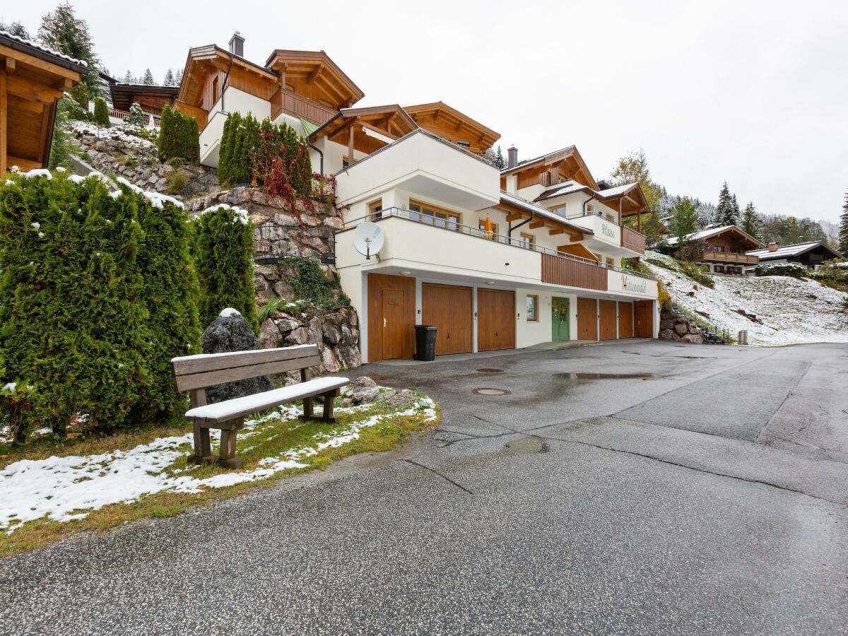 Chalet Chalet in Saalbach near Ski Lift