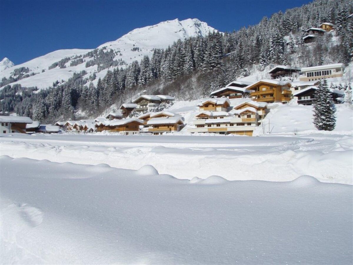 Chalet Detached Chalet in Saalbach - Outdoor photo 3