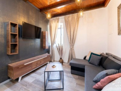 Holiday house Stone House Prapatna-Two Bedroom Holiday Home with Swimming Pool - Features photo 14