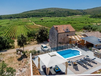Holiday house Stone House Prapatna-Two Bedroom Holiday Home with Swimming Pool - Outdoor photo 41