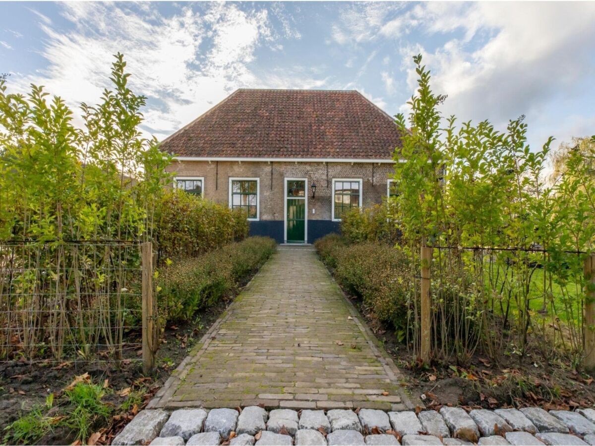Farmhouse Haus in Zeeland mit Garten für 6 Von Belvilla - Outdoor photo 5
