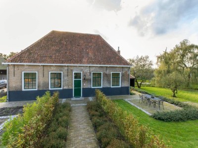 Farmhouse Haus in Zeeland mit Garten für 6 Von Belvilla - Outdoor photo 4