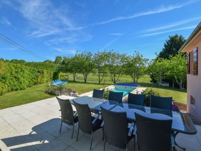 Holiday park Eleganter Domaine-Aufenthalt in der Dordogne - Outdoor photo 11
