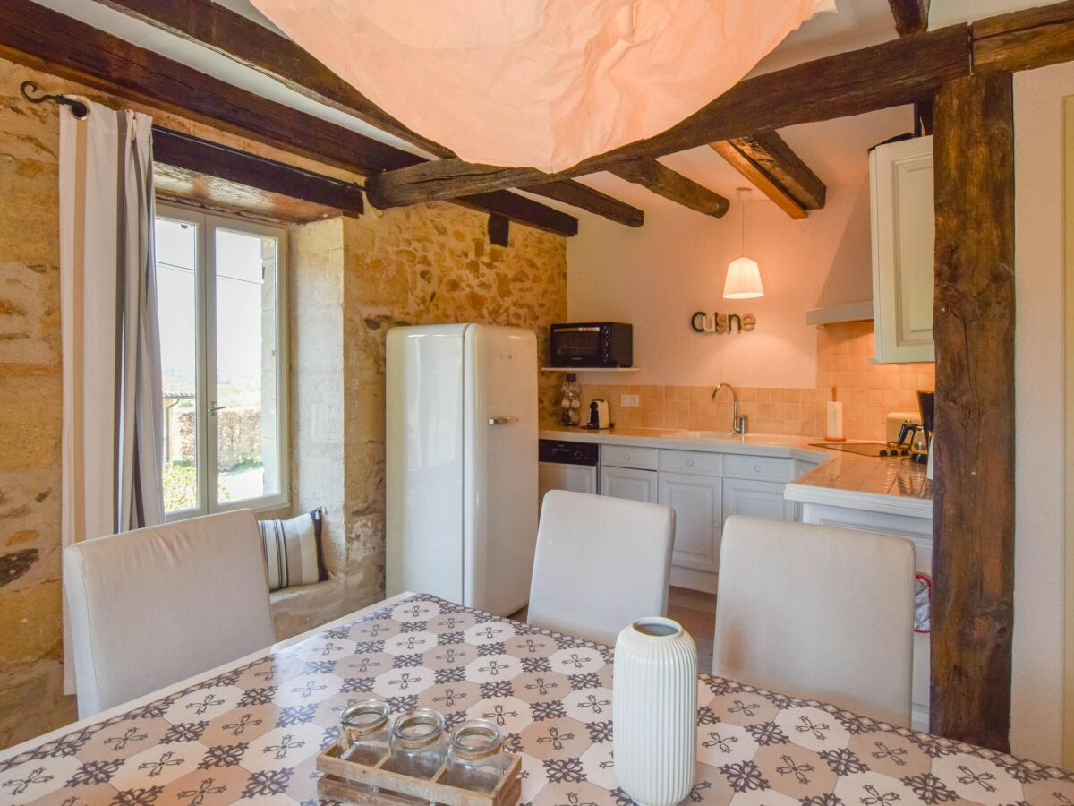 Holiday house Cultural Treasure in Dordogne with furries - Features photo 4