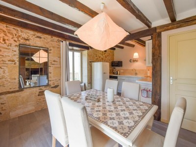 Holiday house Cultural Treasure in Dordogne with furries - Features photo 11