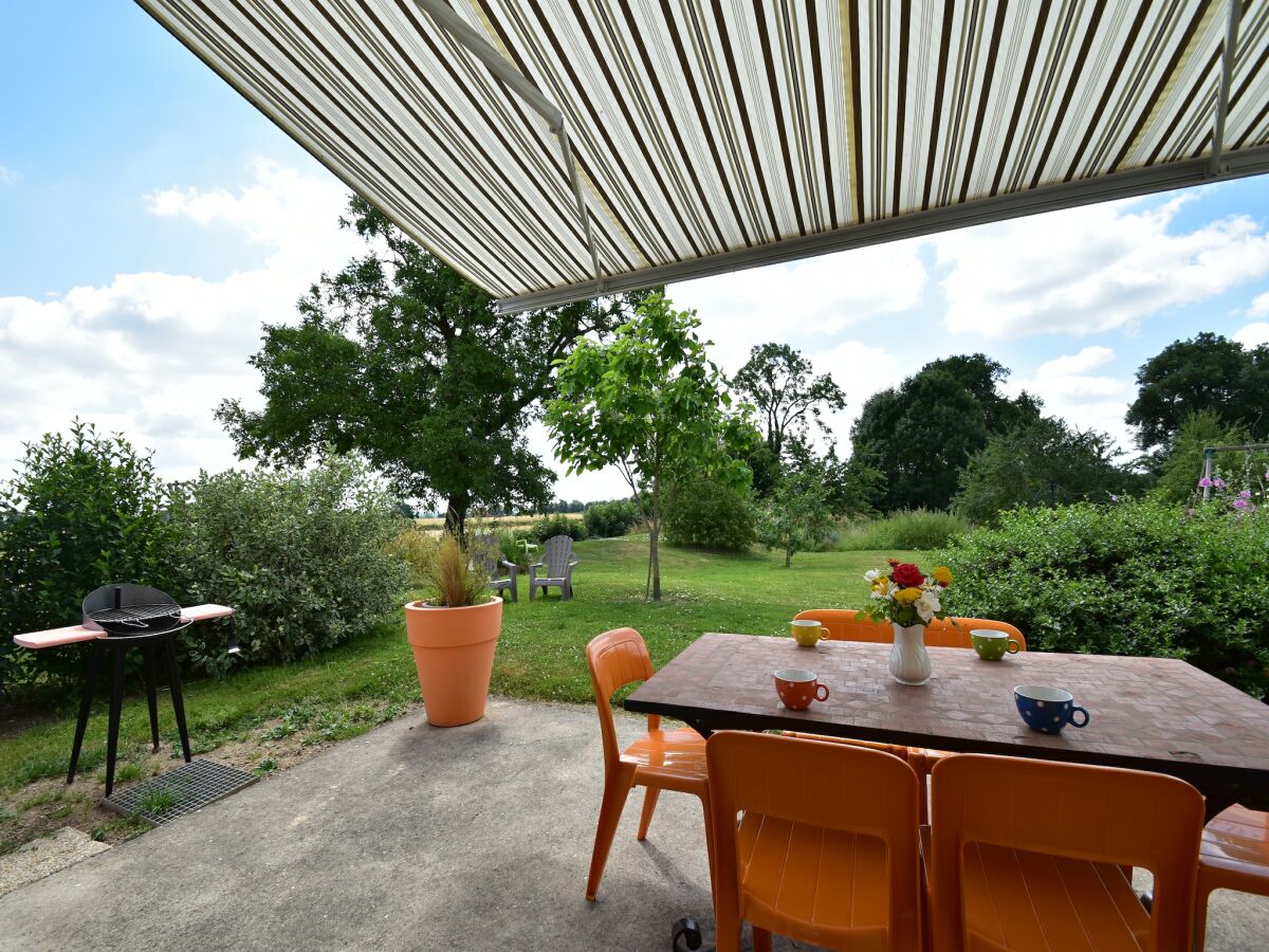Holiday house Ferienhaus in Crux-la-Ville am See - Outdoor photo 3