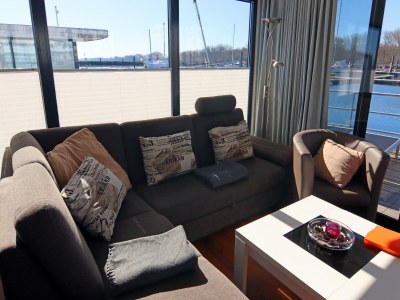 House boat Hausboot in Boltenhagen - Features photo 22