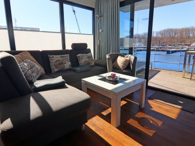 House boat Hausboot in Boltenhagen - Features photo 23