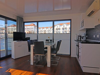 House boat Hausboot in Boltenhagen - Features photo 33