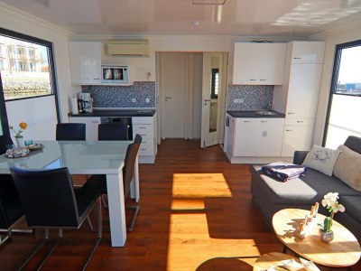 House boat Hausboot in Boltenhagen - Features photo 35