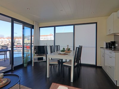 House boat Hausboot in Boltenhagen - Features photo 29