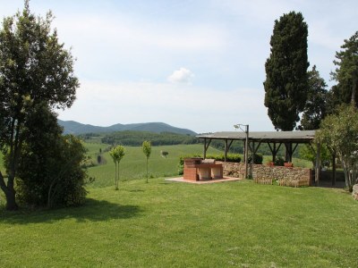 Farmhouse Apartment in Guasticce mit Gemeinschaftspool - Outdoor photo 10