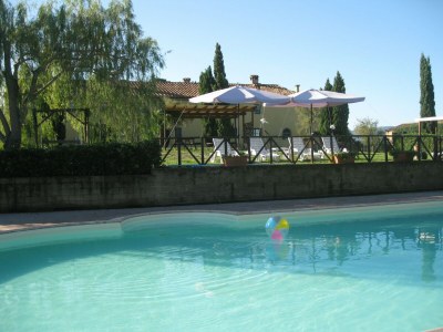 Farmhouse Apartment in Guasticce mit Gemeinschaftspool - Outdoor photo 15