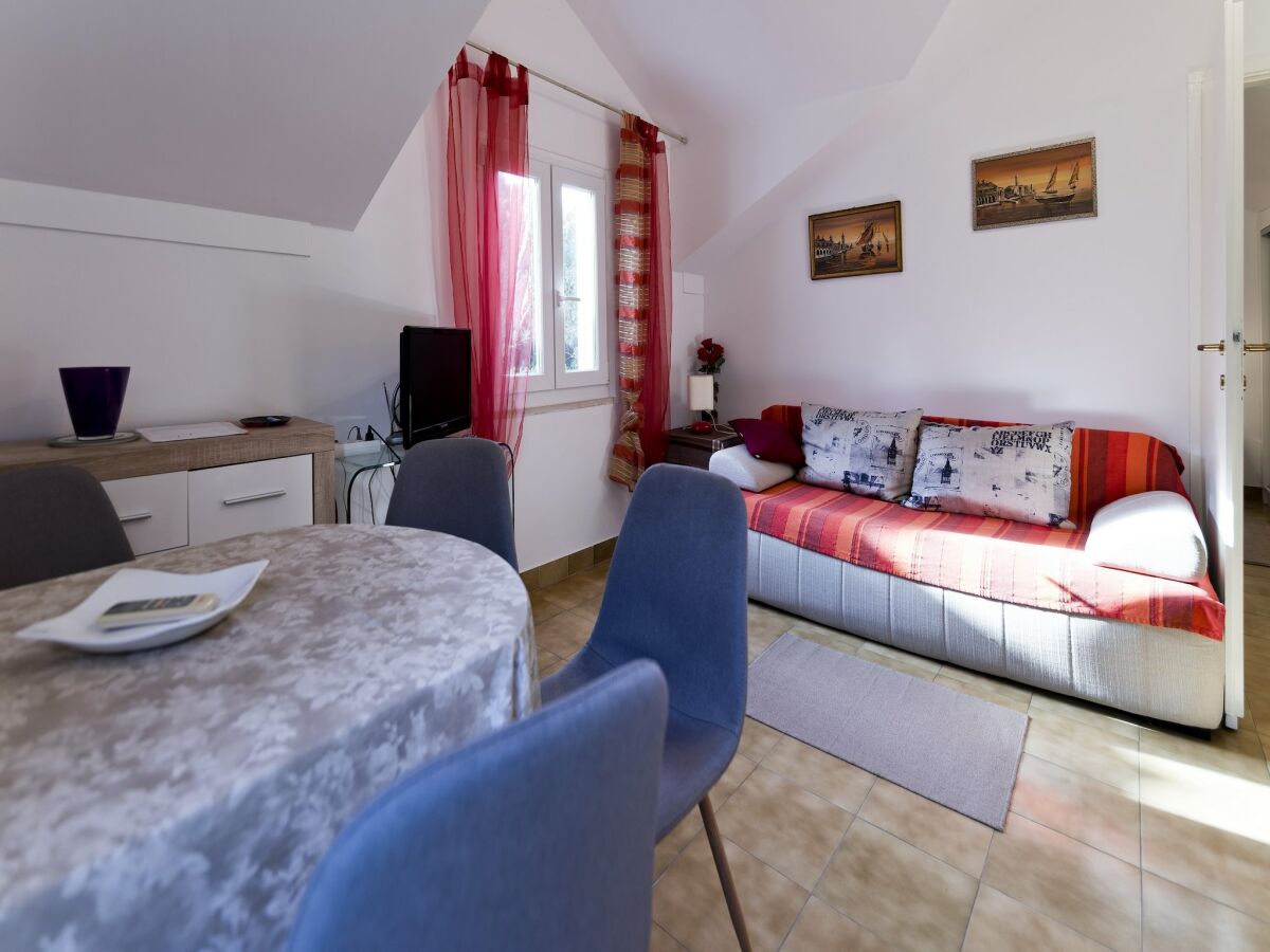 Apartment Apartment Niki - One-Bedroom Apartment with Balcony (A2+1)