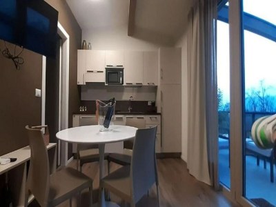 Apartment Apartment in Iseo with Pool - Features photo 19