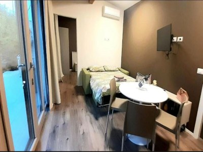 Apartment Apartment in Iseo with Pool - Features photo 25