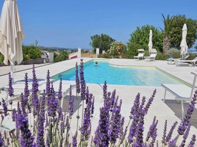 Villa Herrenhaus in Marken mit Pool und Strandblick - Outdoor photo 8