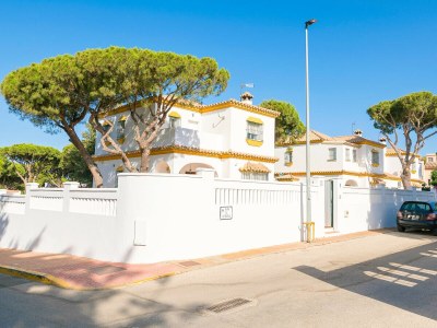 Holiday house VILLA PINARES - Outdoor photo 16