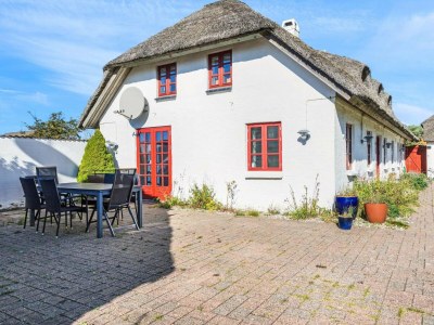Holiday house Charmante Ruckzug in Blokhus -- By Traum Ferienwohnungen - Outdoor photo 2