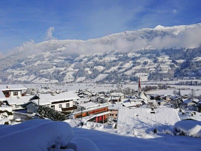 Holiday house Chalet in Fügen near Spieljoch Ski Lift - Environment photo 32