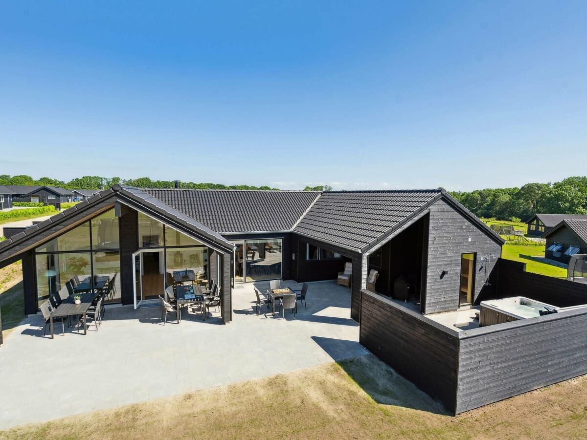 Holiday house 5 star holiday home in Sydals - Outdoor photo 5
