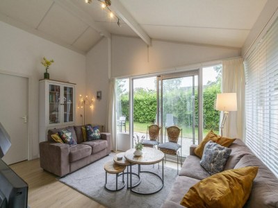 Bungalow Family-friendly holiday home with garden - Outdoor photo 9