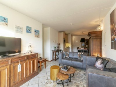 Apartment Beachside apartment with balcony - Outdoor photo 13