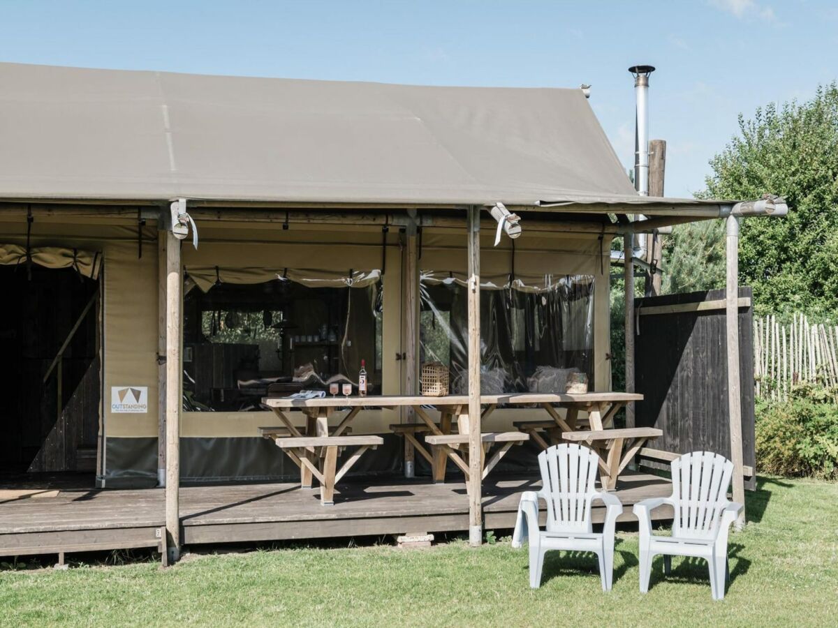 Holiday house Comfortable lodge with patio - Outdoor photo 3