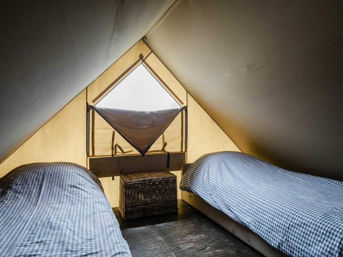 Holiday house Comfortable lodge with patio - Outdoor photo 4