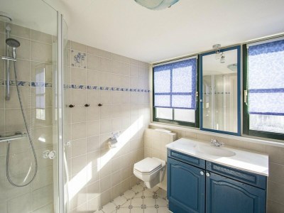 Villa Luxury villa on the water with garden - Outdoor photo 10