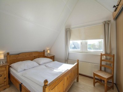 Holiday house Alluring holiday home near beach - Outdoor photo 19